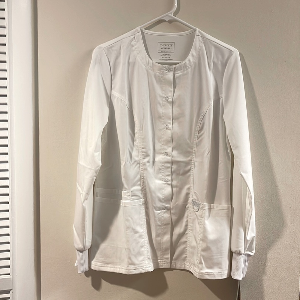 Cherokee White Scrub Jacket - Crisp White - NWT!